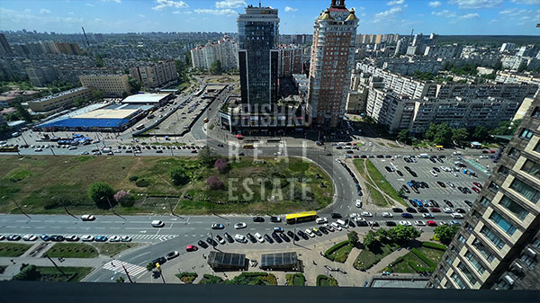 Продаж 5-кімнатної квартири в ЖК Obolon Residences